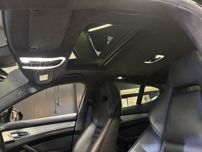 Porsche Panamera bild 20