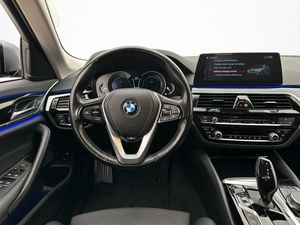 BMW 530 bild 13