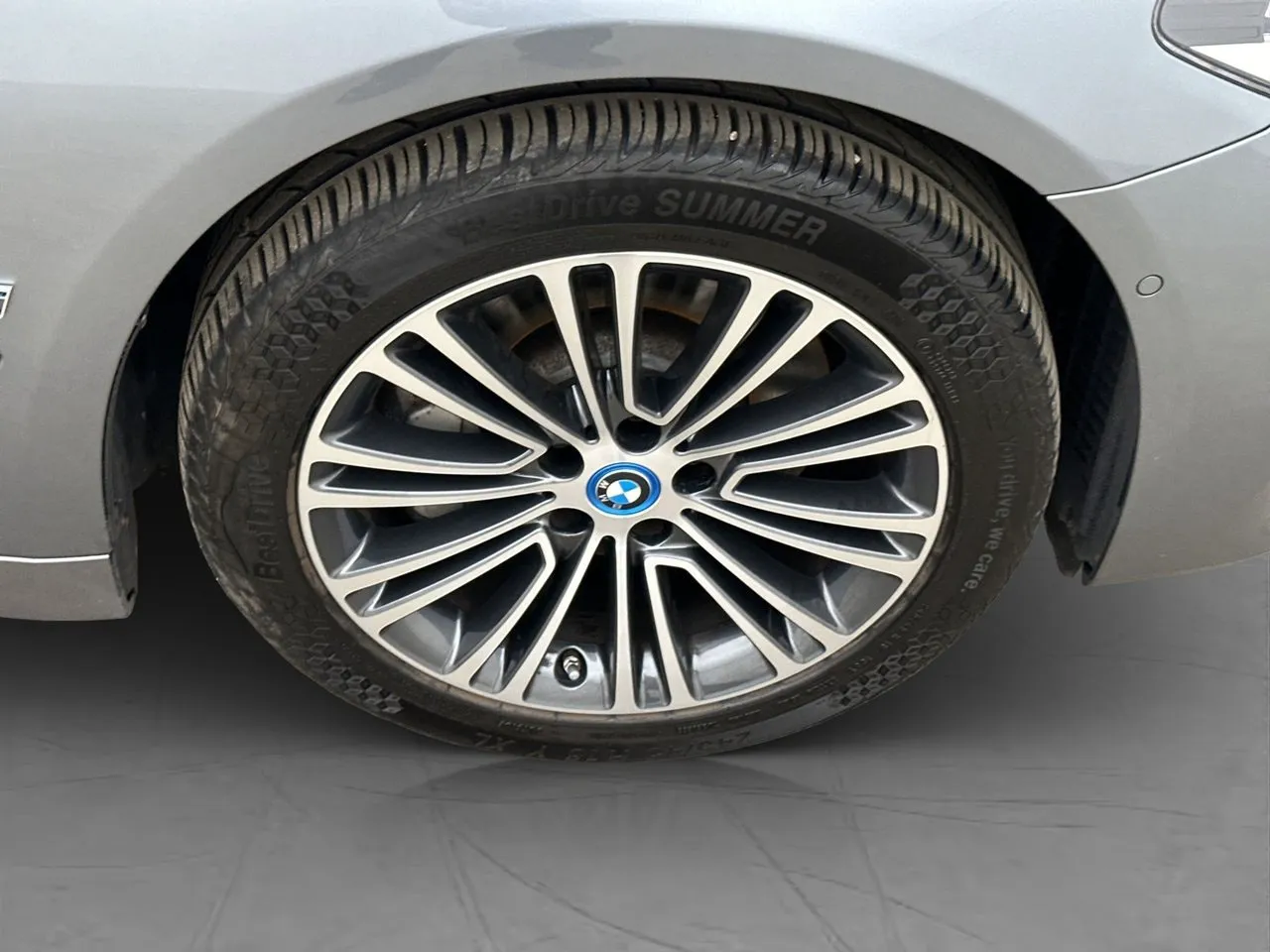 Vehicle image 31
