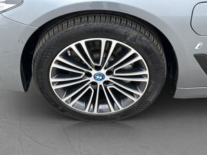 BMW 530 bild 29