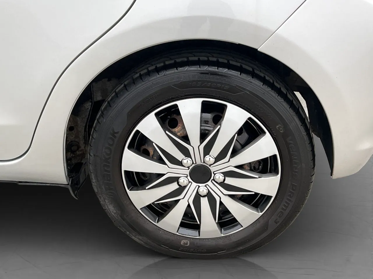 Vehicle image 20