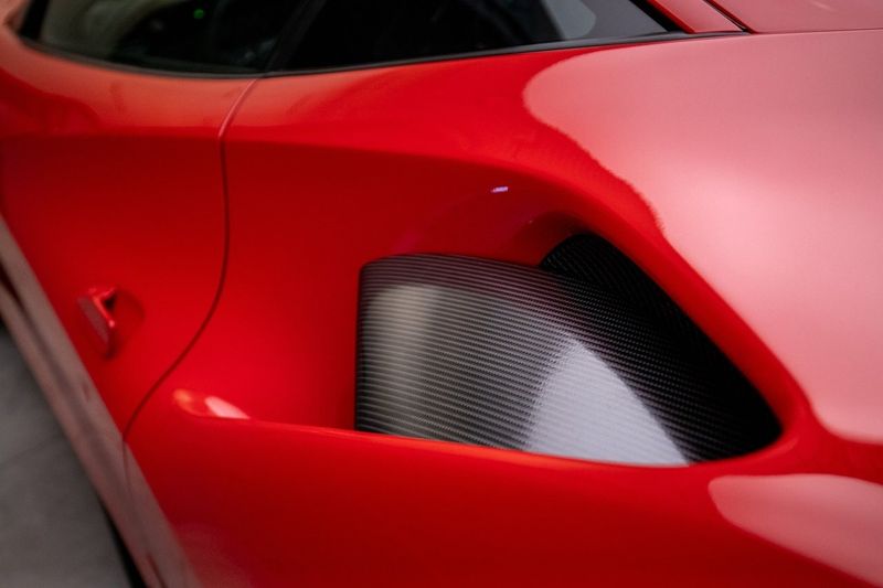 Ferrari 488 bild 25