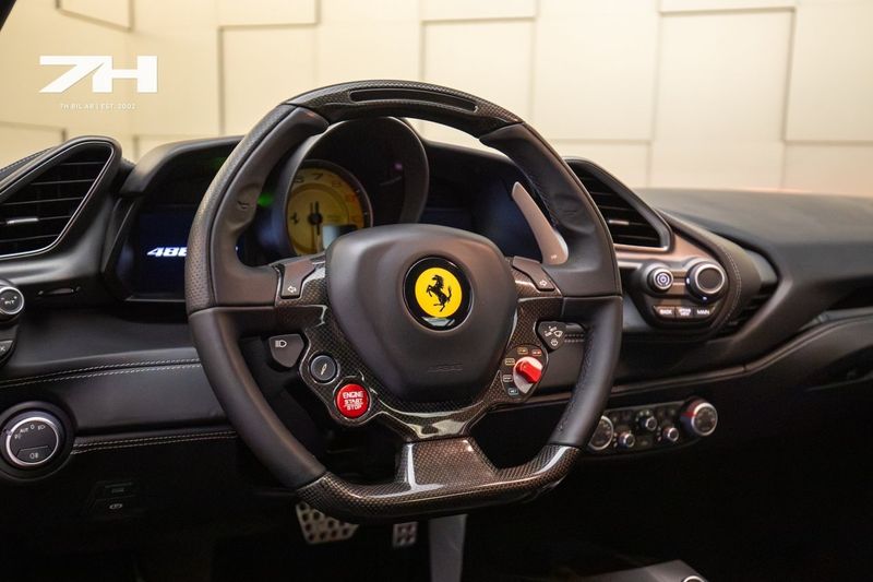 Ferrari 488 bild 16