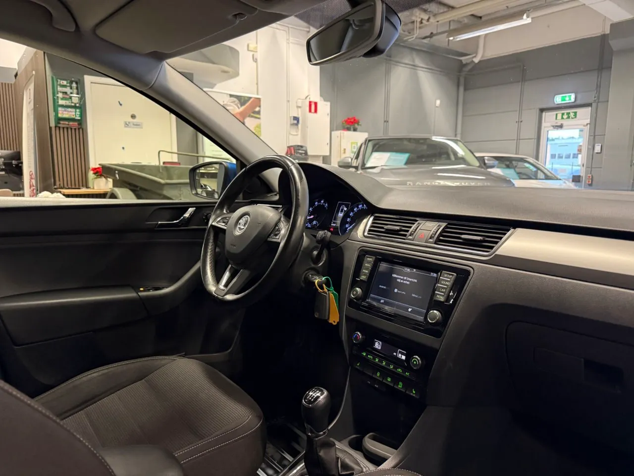 Vehicle image 20