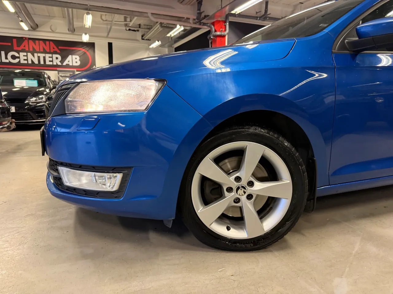 Vehicle image 1
