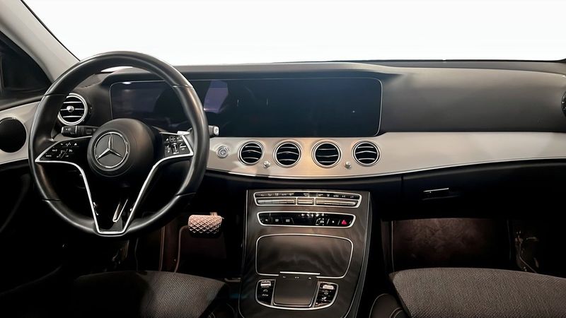 Mercedes E300 bild 4