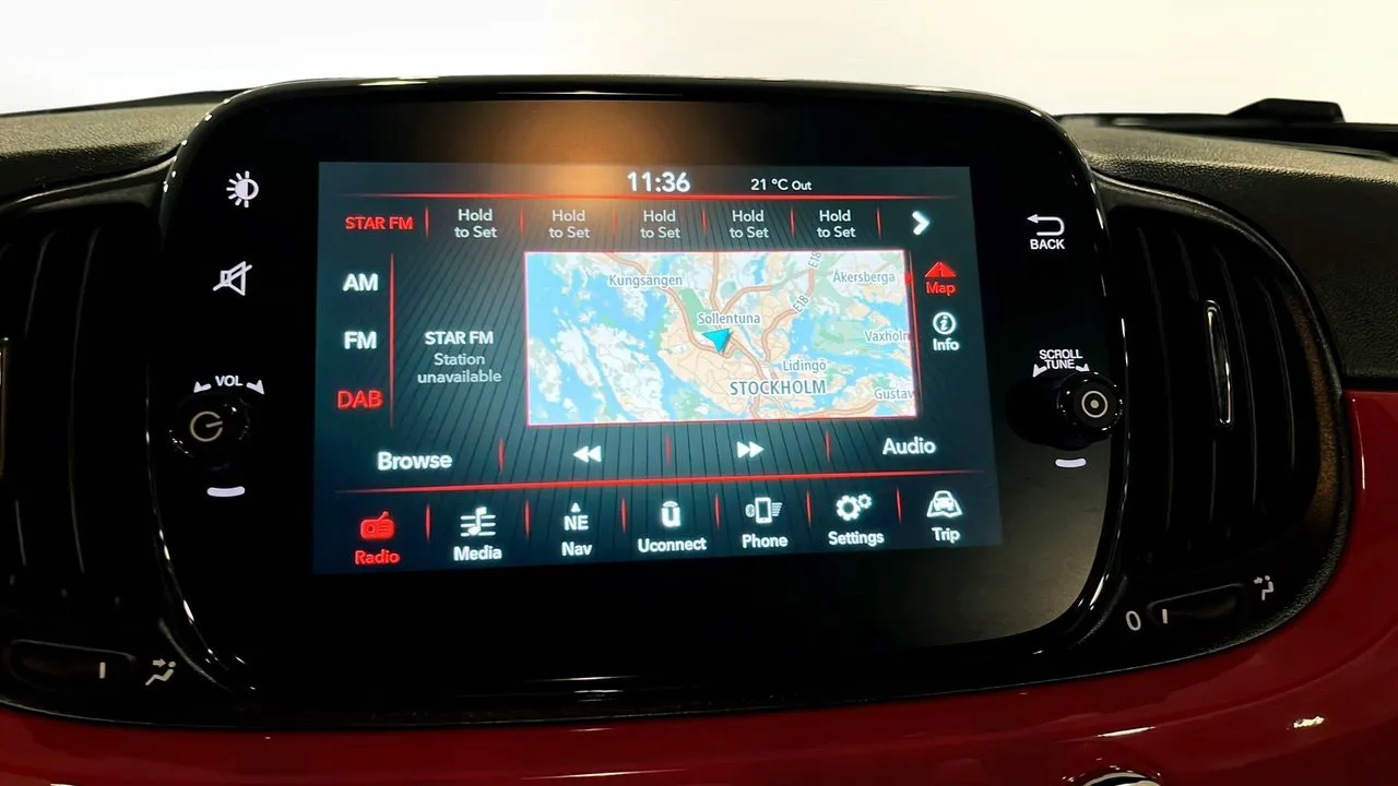Vehicle image 11