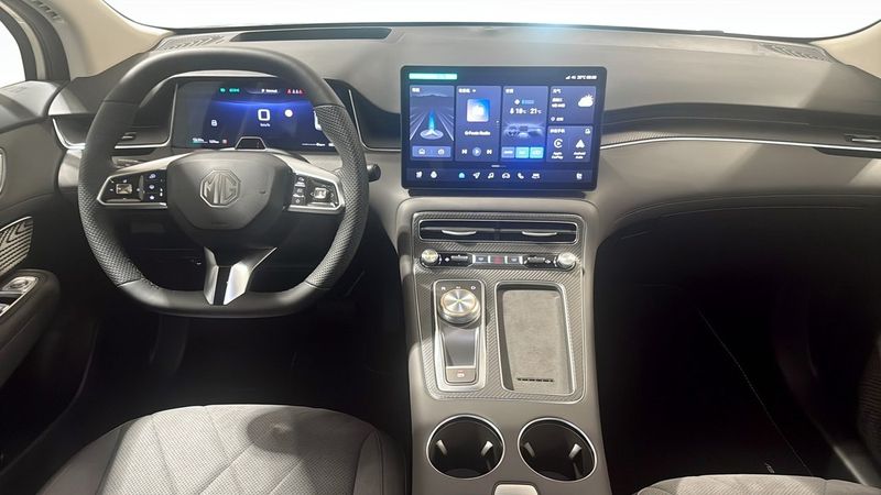 MG S6 EV bild 4