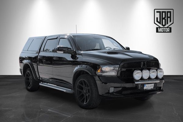RAM 1500 Crew Cab 5.7 V8 HEMI 4x4 TorqueFlite Euro 5 - 2014