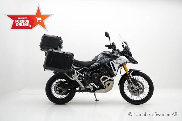 Triumph Tiger Motorcycles 900 RALLY PRO *123 MIL + UTRUSTAD* * Hemleverans* - 2025