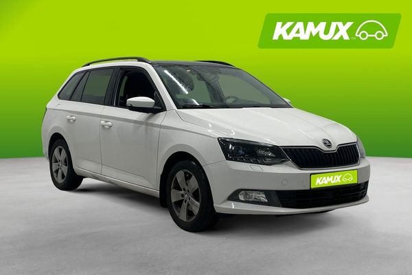 Skoda Fabia Combi 1.2 TSI 90hk Style Pano CarPlay P-sensor - 2017