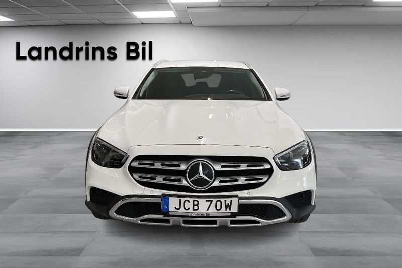 Mercedes E220 bild 2