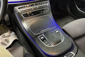 Mercedes E220 bild 12