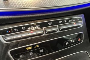 Mercedes E220 bild 13