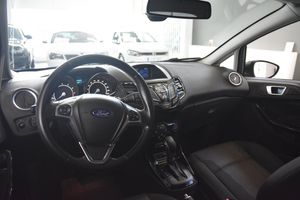 Ford Fiesta bild 8