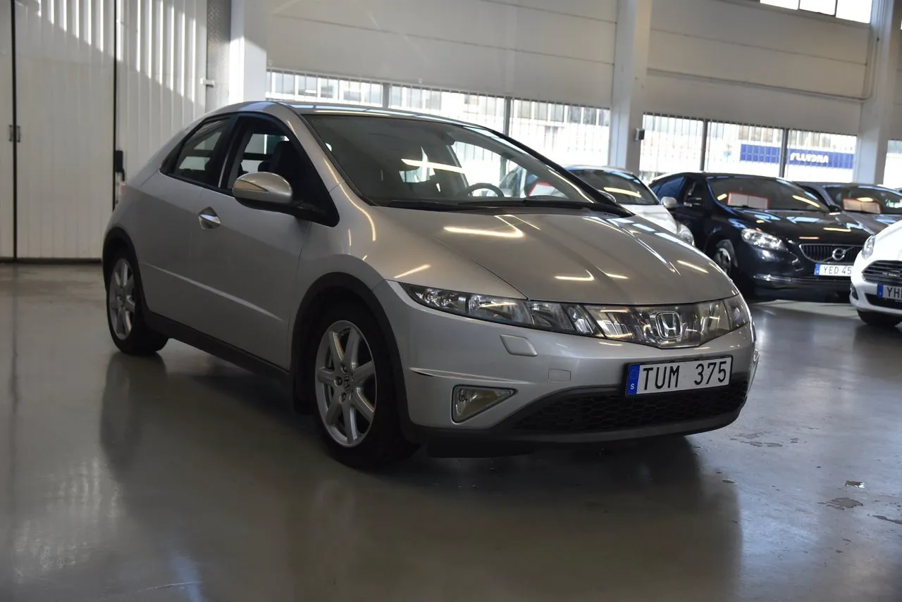 Vehicle image 1