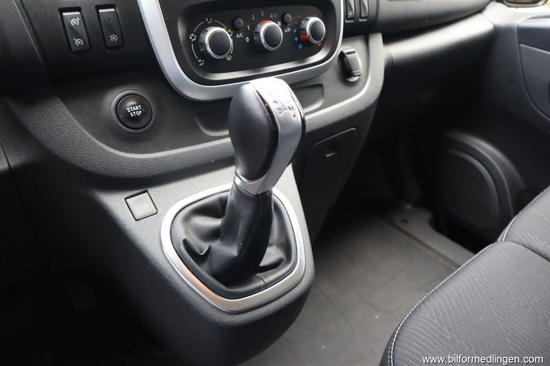 Renault Trafic bild 18