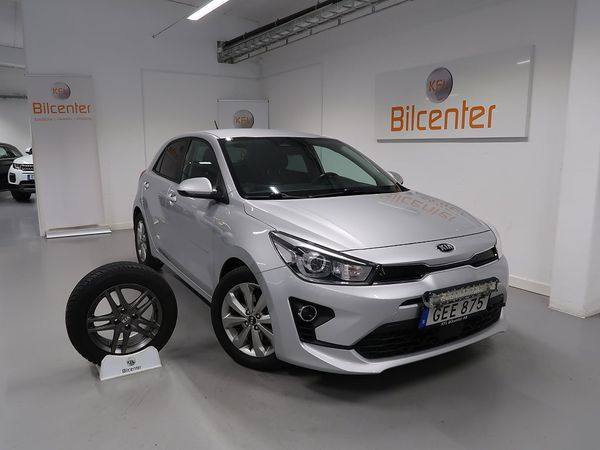 Kia Rio 1.0 T-GDI Advance V-Däck ingår Kamera-CarPlay-Rattvärme - 2021