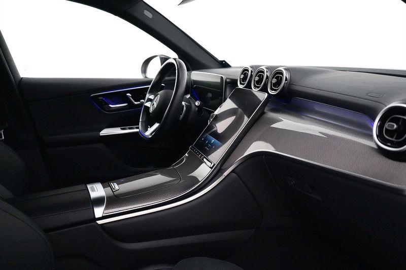 Mercedes GLC300 bild 17