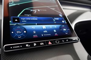 Mercedes GLC300 bild 13