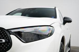 Mercedes GLC300 bild 23