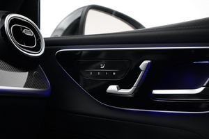 Mercedes GLC300 bild 16