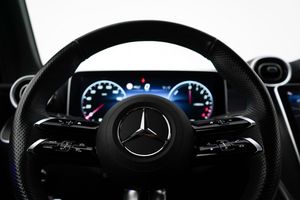 Mercedes GLC300 bild 9