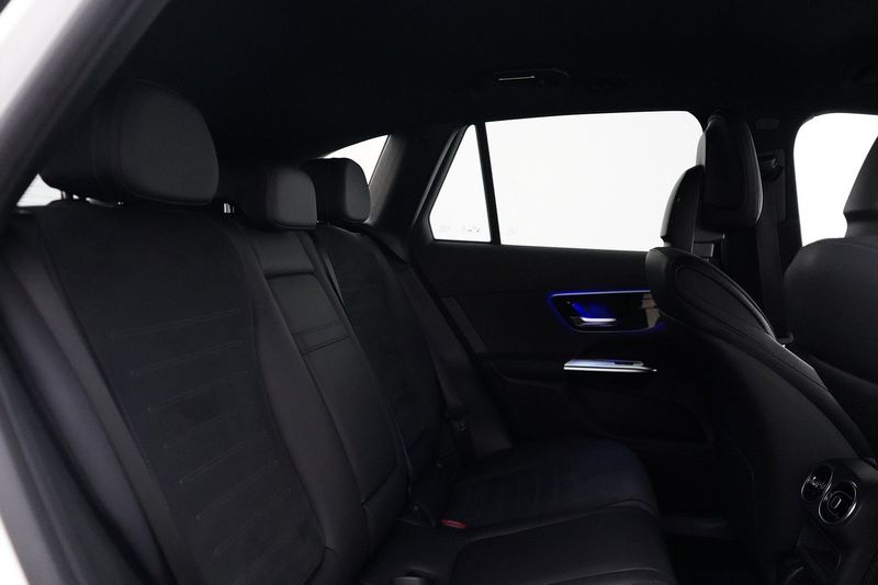 Mercedes GLC300 bild 18