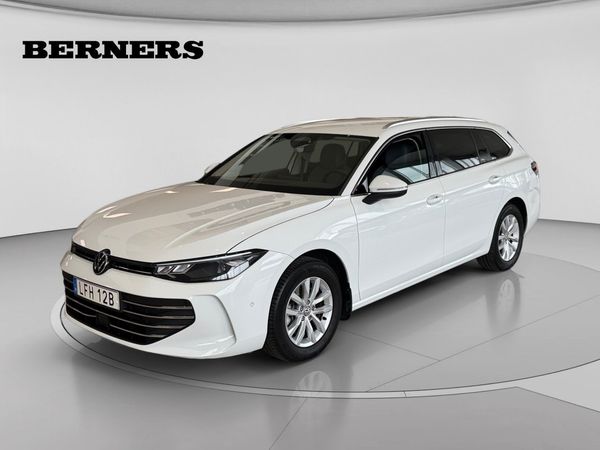 Volkswagen Passat 1.5 eTSI DSG 150hk/Drag/Värmare - 2025