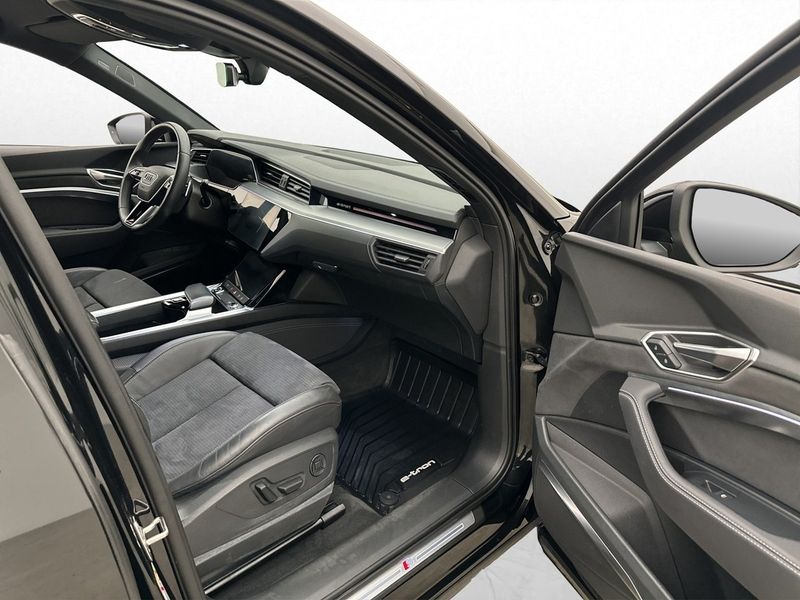 Audi Q8 e-tron bild 19