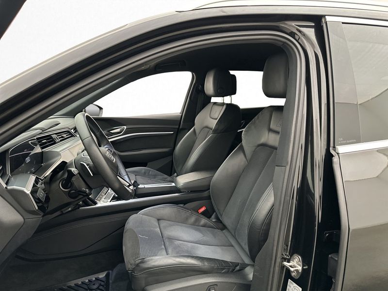 Audi Q8 e-tron bild 16