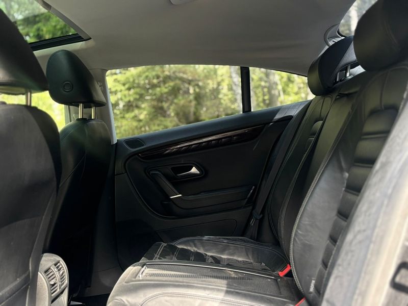 Volkswagen Passat bild 11
