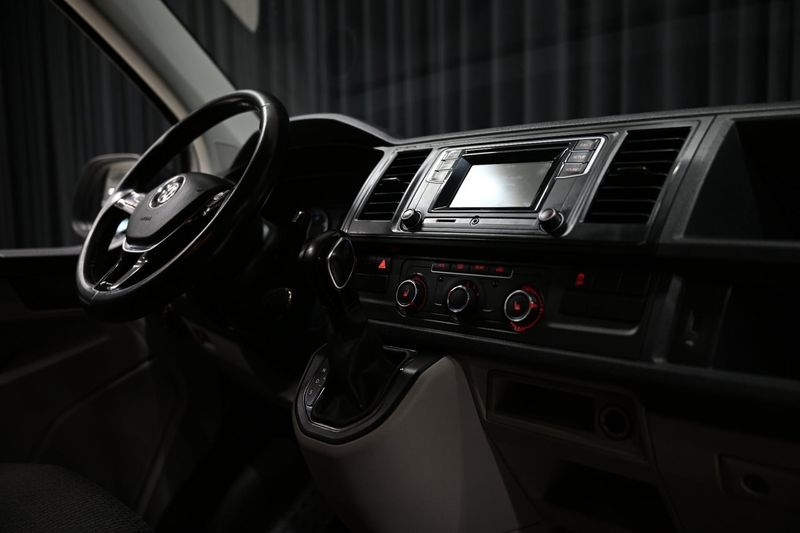 Volkswagen Caravelle bild 33