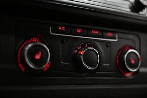 Volkswagen Caravelle bild 30