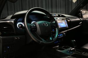 Toyota Hilux bild 18