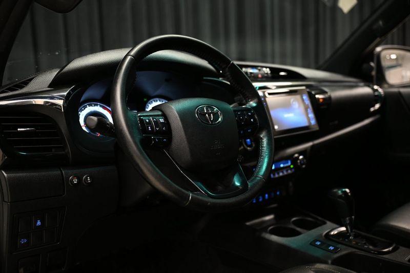 Toyota Hilux bild 18