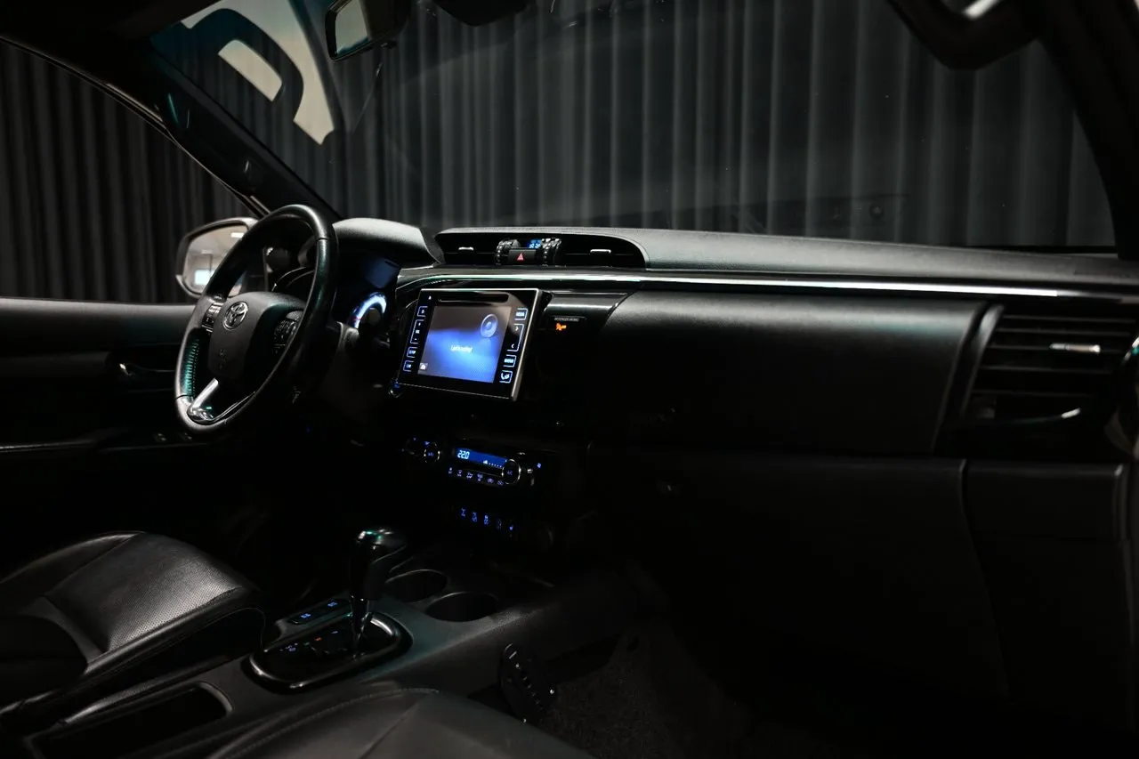 Vehicle image 31