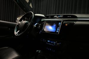 Toyota Hilux bild 33
