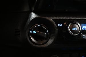 Toyota Hilux bild 24