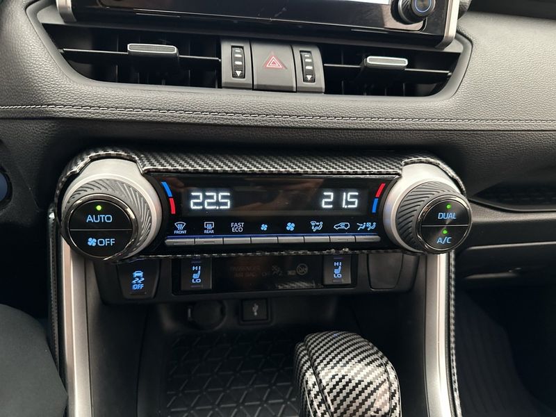 Toyota RAV4 bild 24