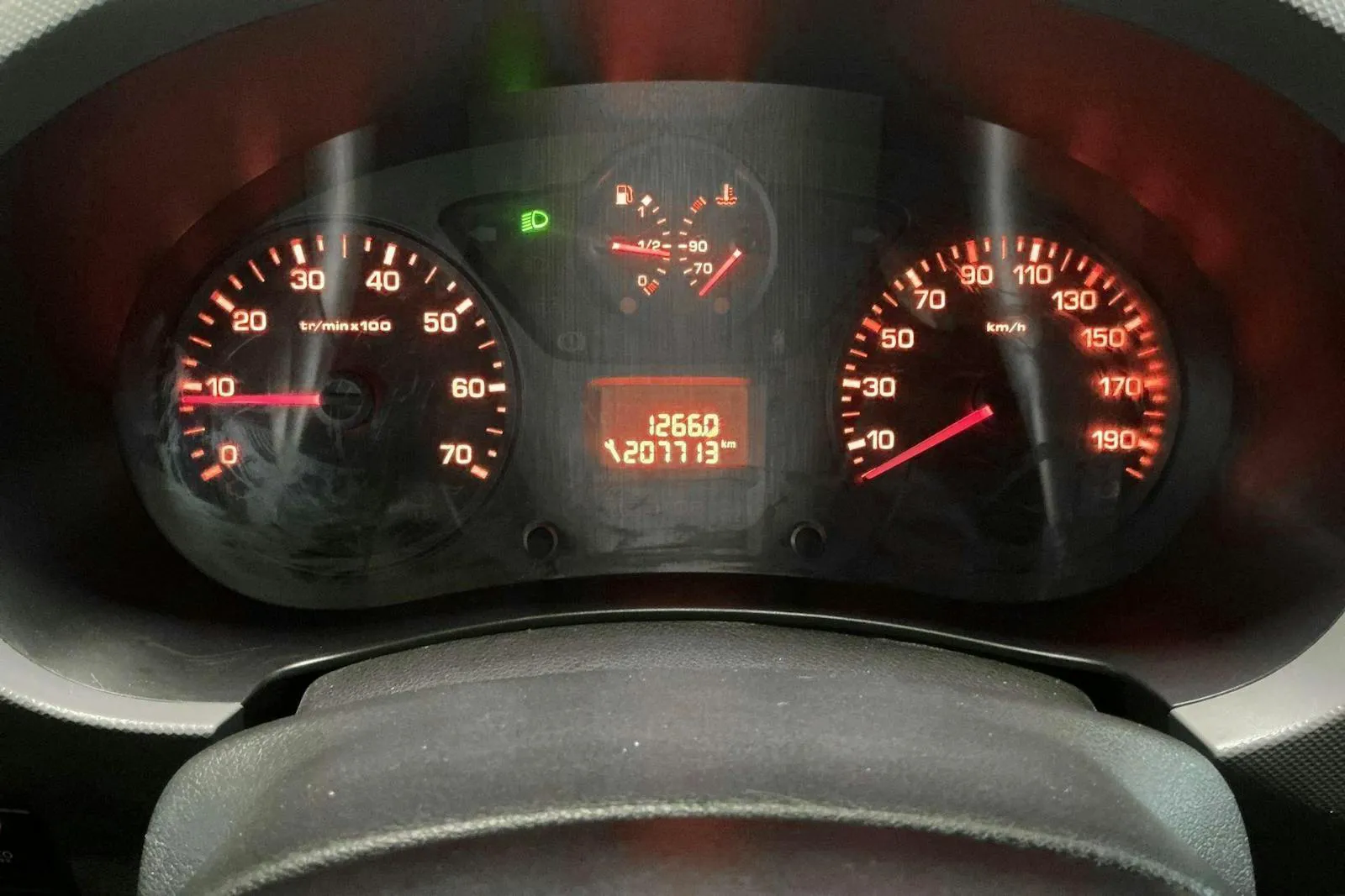 Vehicle image 9