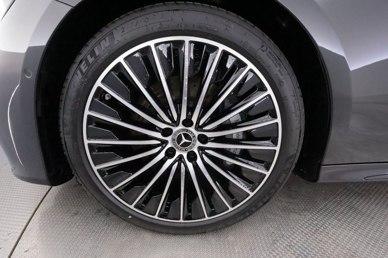 Mercedes E300 bild 32