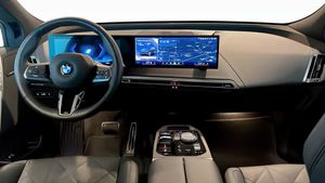 BMW iX bild 4
