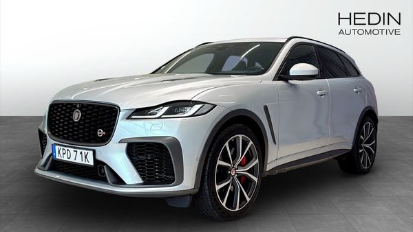 Jaguar F-Pace SVR V8 550HK AWD | Dragkrok | Panorama | 360° | Meridia - 2021