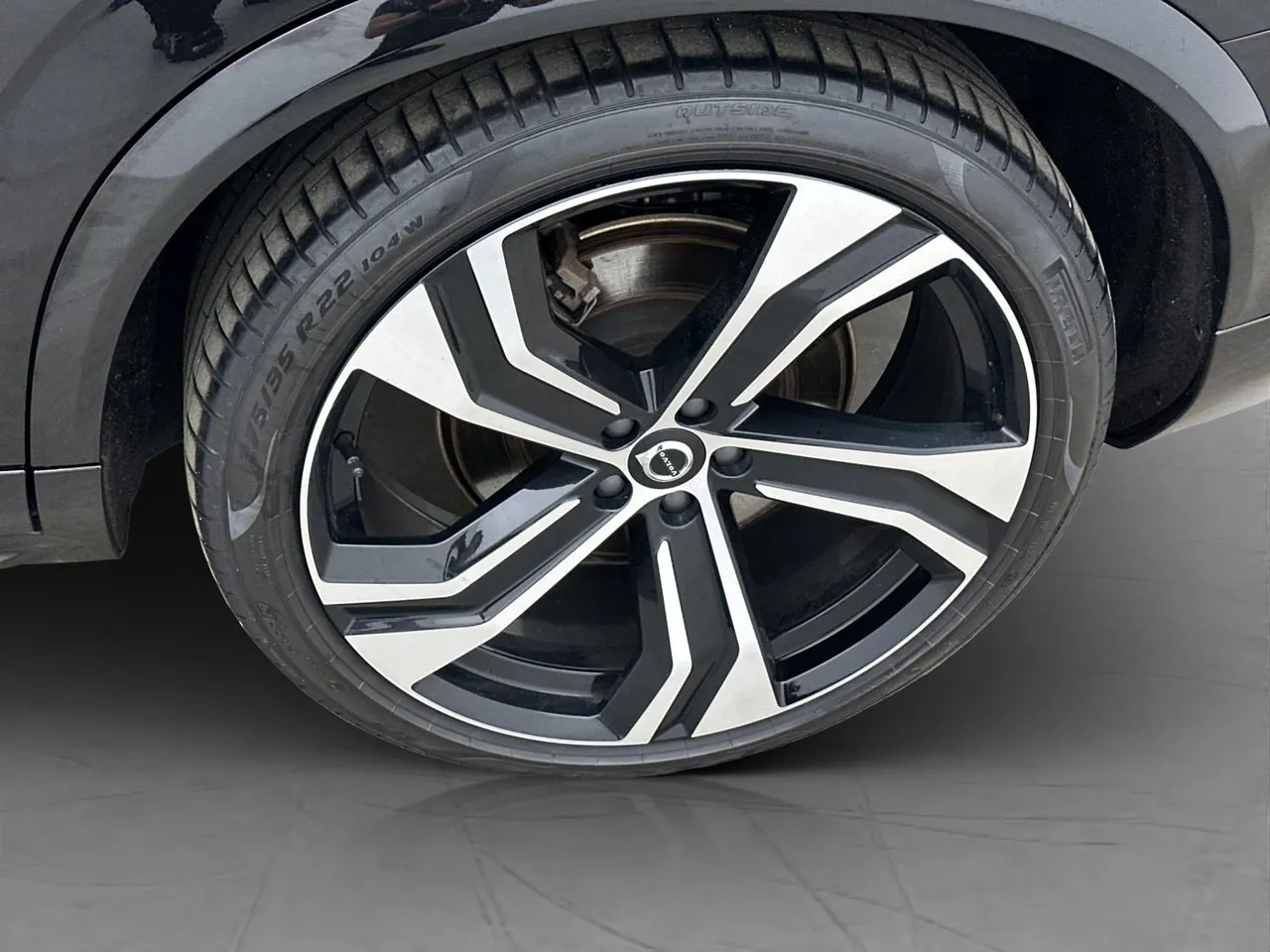 Vehicle image 35