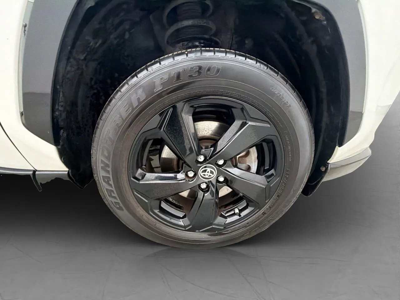 Vehicle image 35