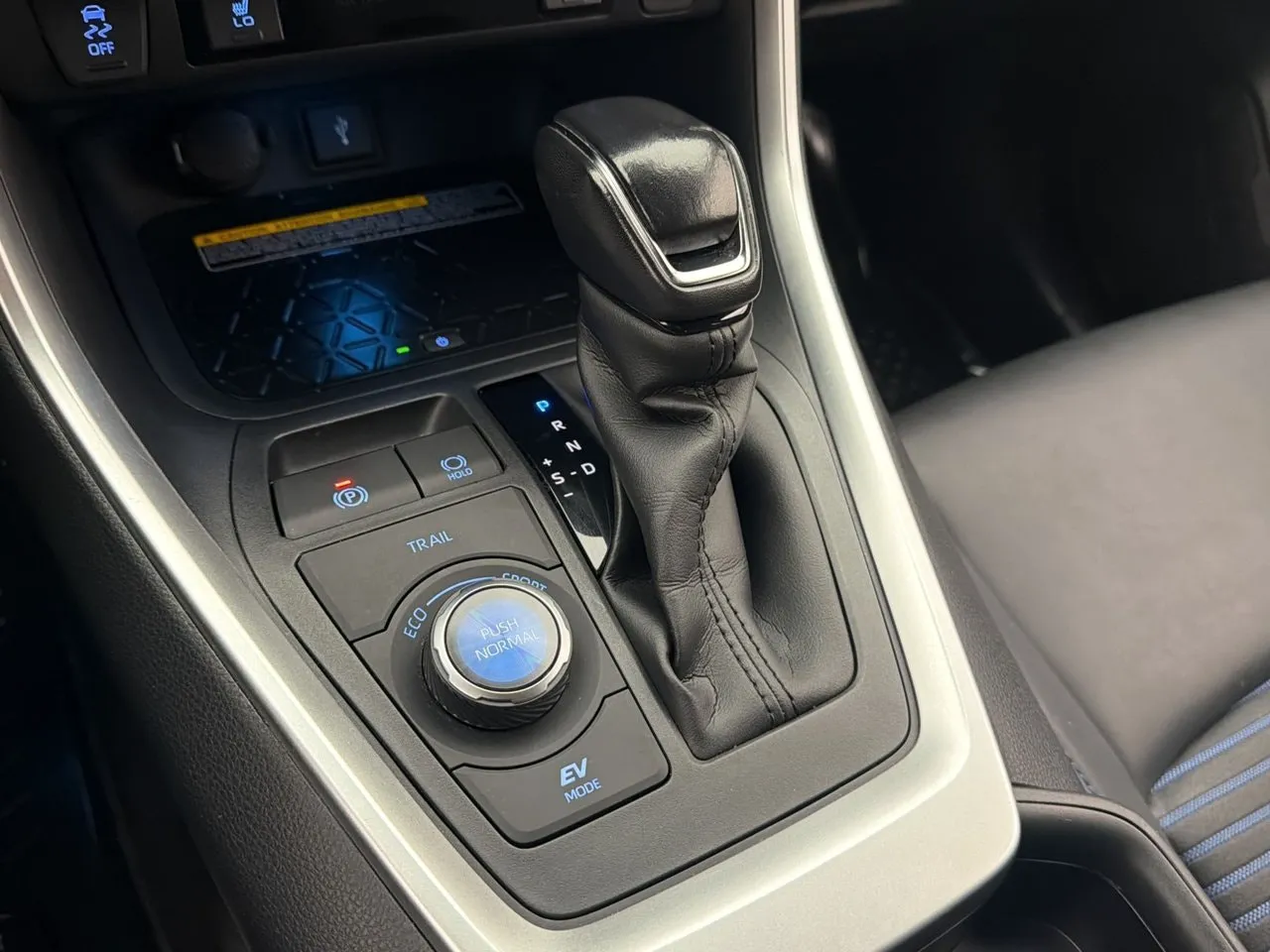 Vehicle image 22