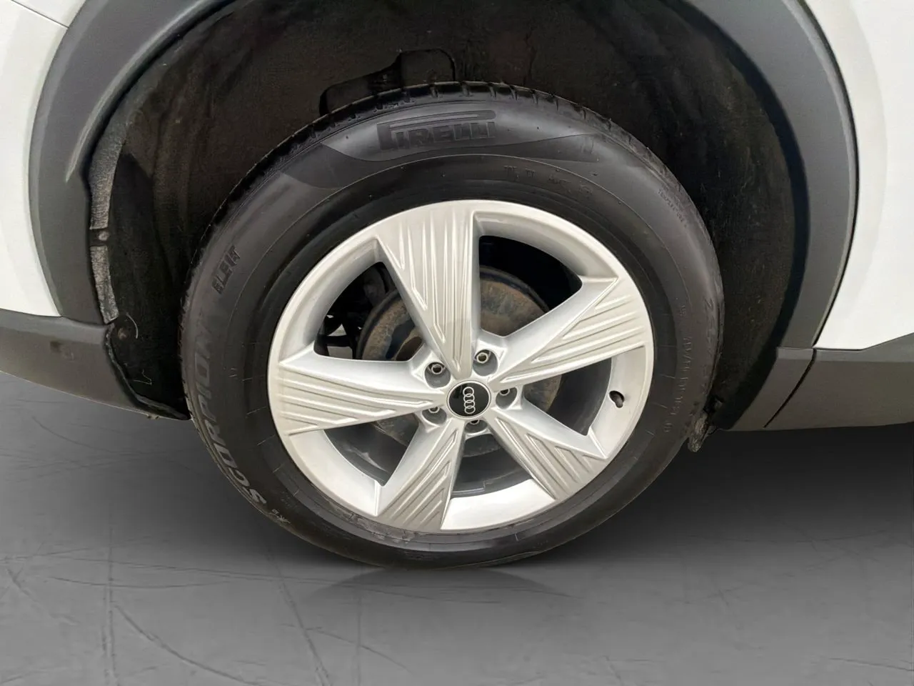 Vehicle image 31