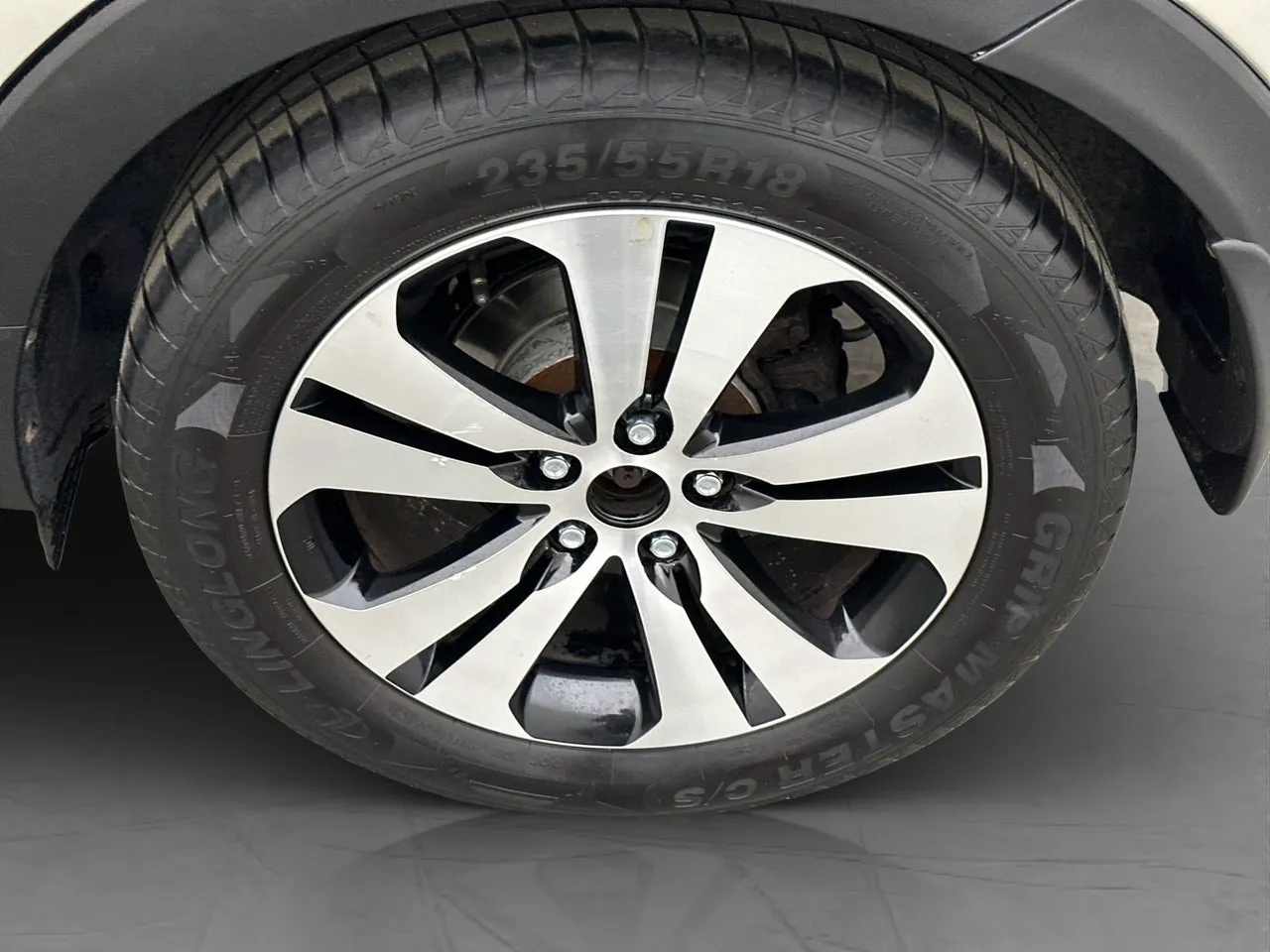 Vehicle image 31