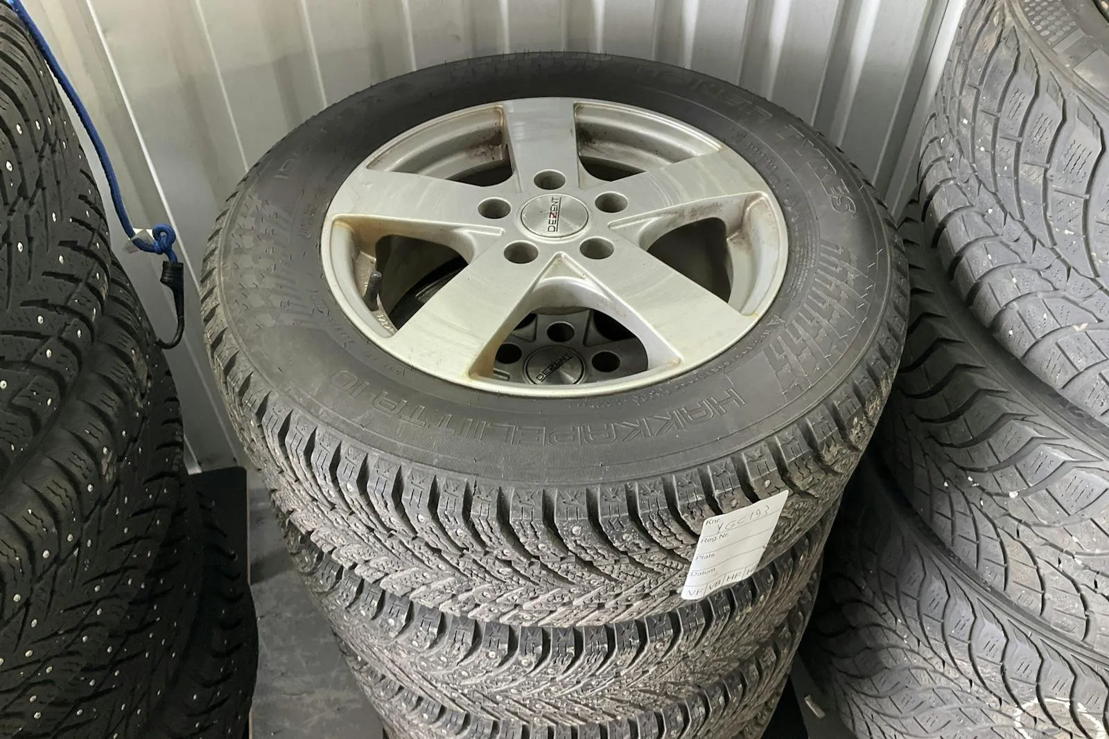 Vehicle image 11